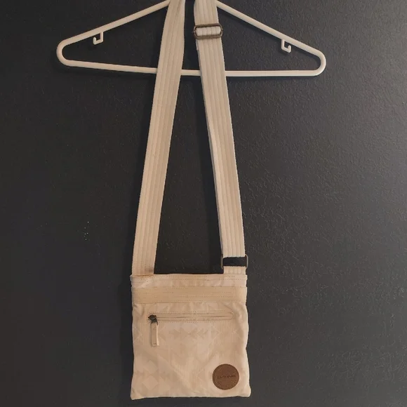 Dakine Cream Canvas Crossbody with Geometric Jacquard - Picture 6 of 7
